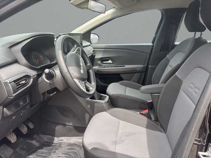 Dacia Sandero Stepway Extreme+ TCe 110 Navi SHZ PDCvo+hi+Kam