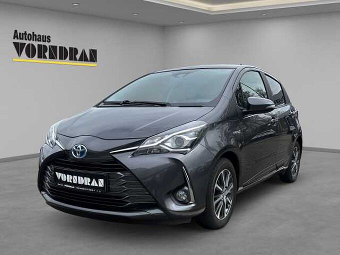 Toyota Yaris Hybrid Y20 Club SHZ Kamera M+S