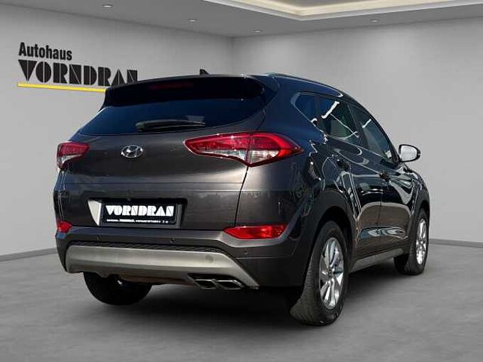 Hyundai Tucson Style SHZ vo+hi PDCvo+hi+Kamera WKR