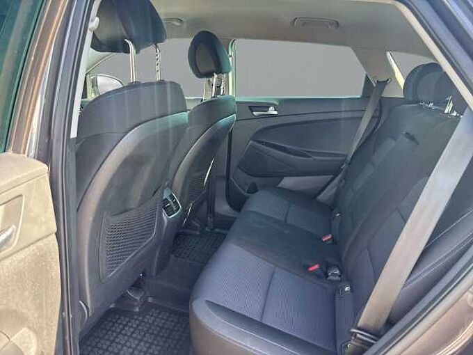 Hyundai Tucson Style SHZ vo+hi PDCvo+hi+Kamera WKR