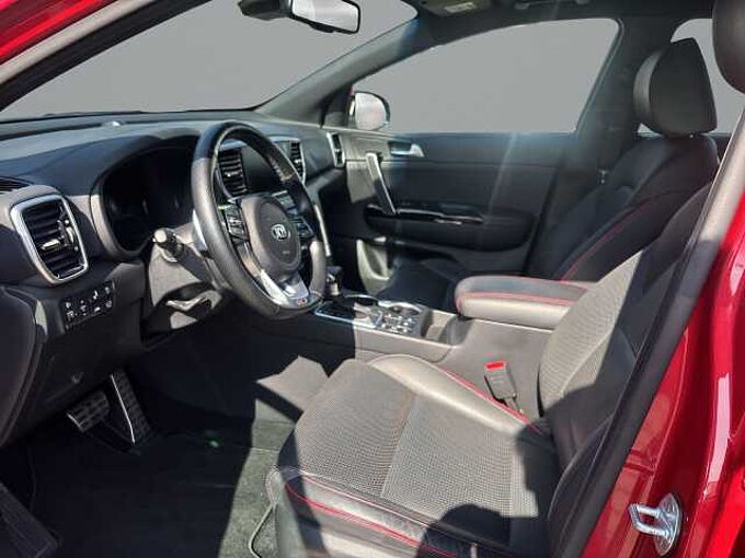 Kia Sportage GT Line 4WD SHZ vo+hi Pano Kamera