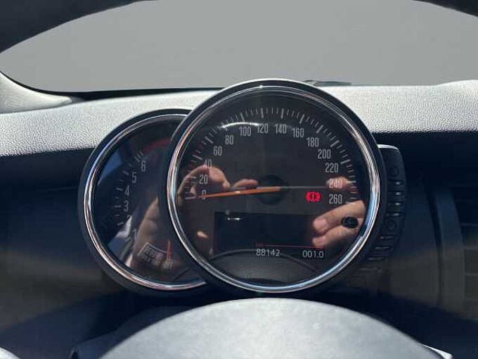 MINI 3trg Salt 1.2 PDC SHZ Klima
