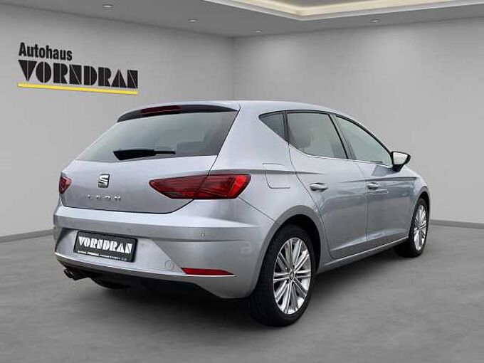 SEAT Leon 1.8 TSI Xcellence AHK Navi Klima PDC vo+hi