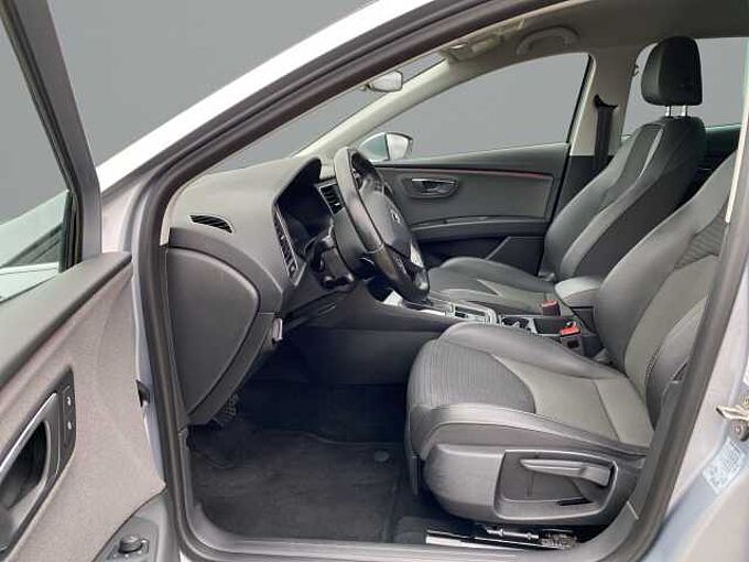 SEAT Leon 1.8 TSI Xcellence AHK Navi Klima PDC vo+hi