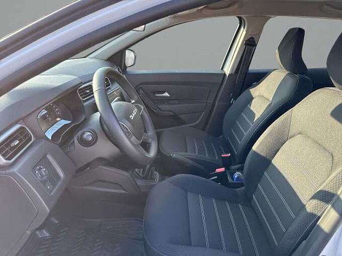 Dacia Duster 2 Expression TCe100 LPG Klima PDC SHZ Alu16'