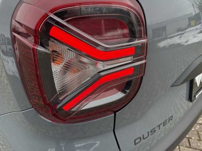 Dacia Duster 2 Expression TCe90  Klima PDC SHZ Alu16'