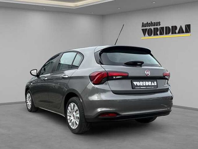 Fiat Tipo Lounge 1.4 Klima, PDC hi , SHZ