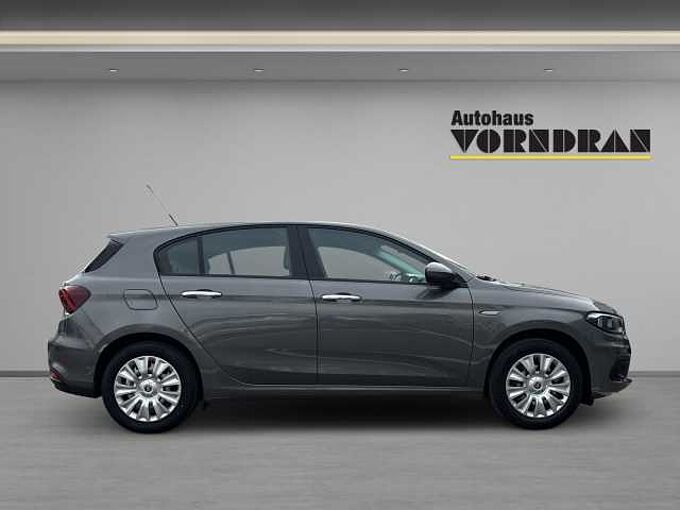 Fiat Tipo Lounge 1.4 Klima, PDC hi , SHZ