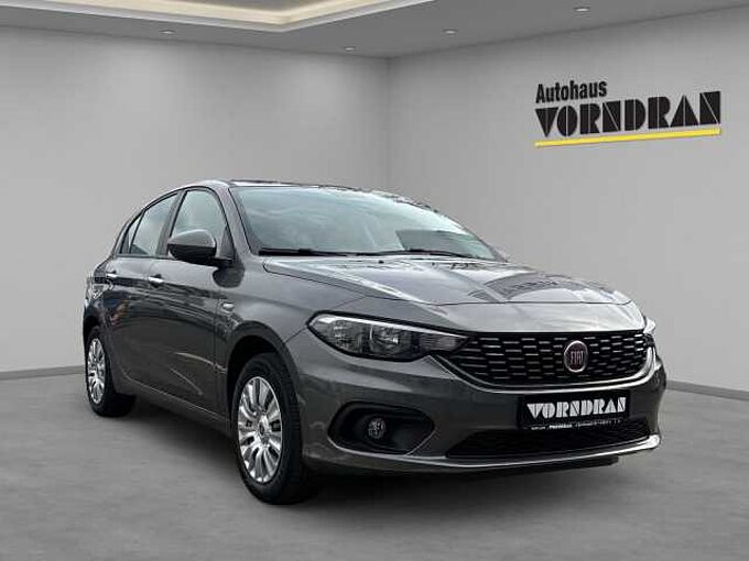 Fiat Tipo Lounge 1.4 Klima, PDC hi , SHZ