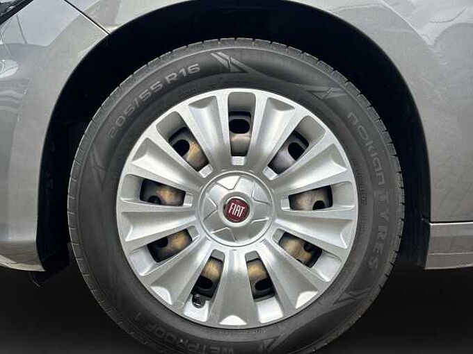 Fiat Tipo Lounge 1.4 Klima, PDC hi , SHZ
