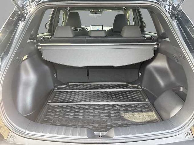 Toyota Corolla Cross 2.0 Hybrid Team D Edition Kamera Navi