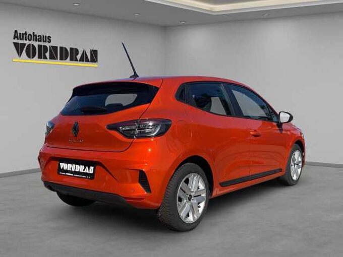 Renault Clio Evolution TCe 90 SHZ PDC hi Klima