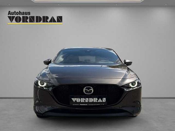 Mazda 3 2.0 Skyactiv-G Selection Bose Automatik