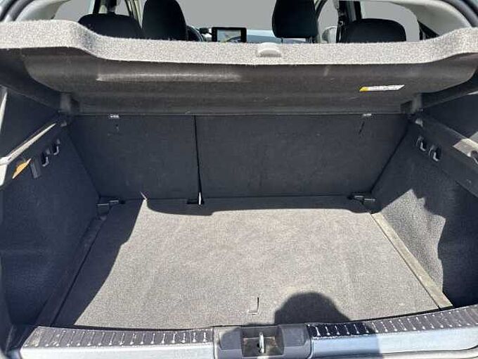 Dacia Sandero Stepway Comfort TCe 90 SHZ PDC vo+hi +Kamera Navi