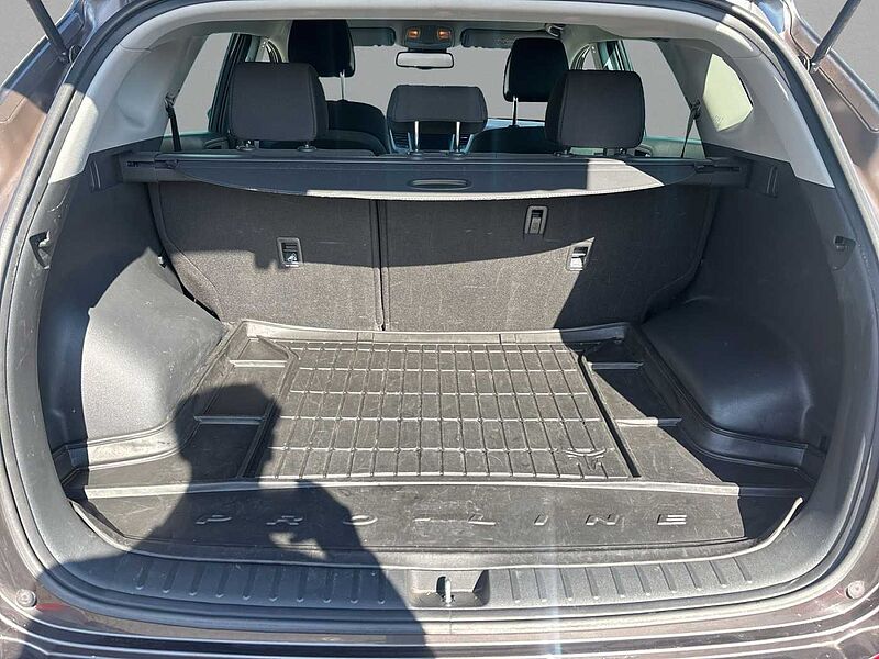Hyundai Tucson Style SHZ vo+hi PDCvo+hi+Kamera WKR