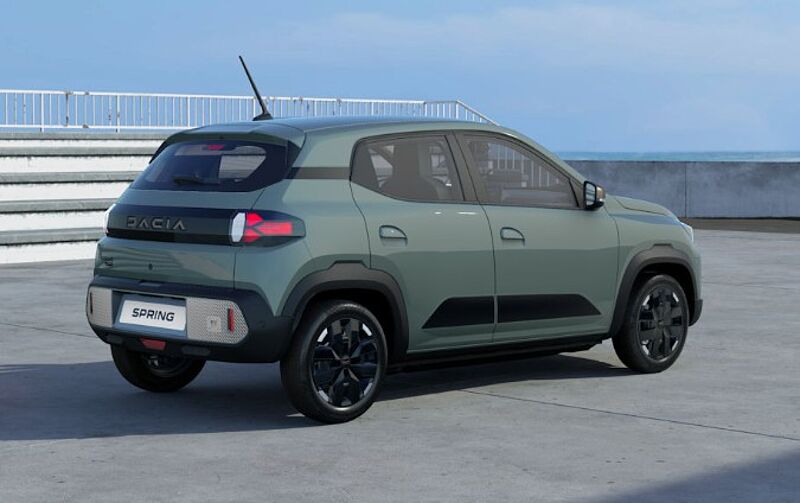 Dacia Spring Extreme 100 EPH vo+hi+Kamera CCS Schuko Navi