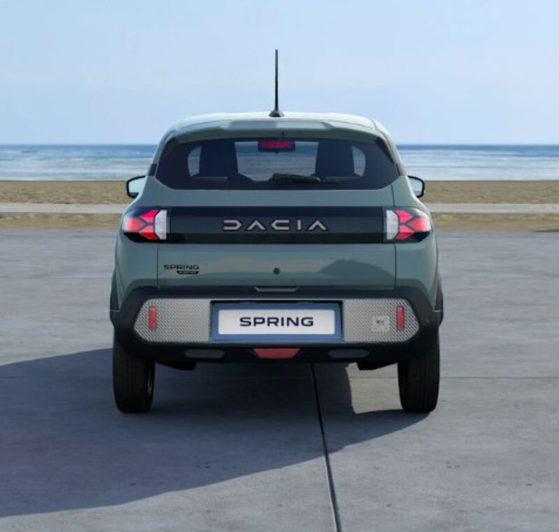 Dacia Spring Extreme 100 EPH vo+hi+Kamera CCS Schuko Navi