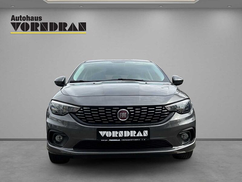 Fiat Tipo Lounge 1.4 Klima, PDC hi , SHZ
