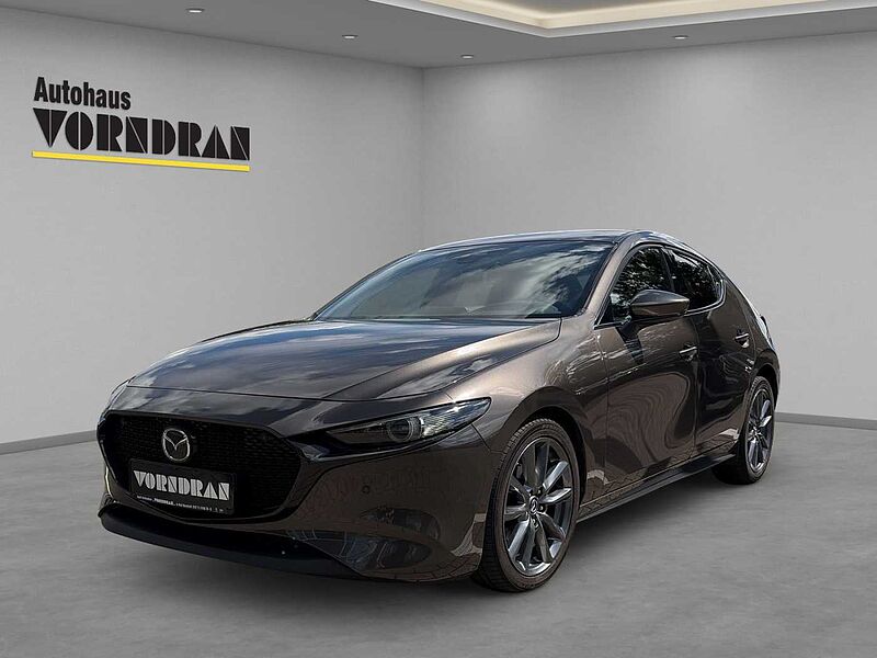 Mazda 3 2.0 Skyactiv-G Selection Bose Automatik