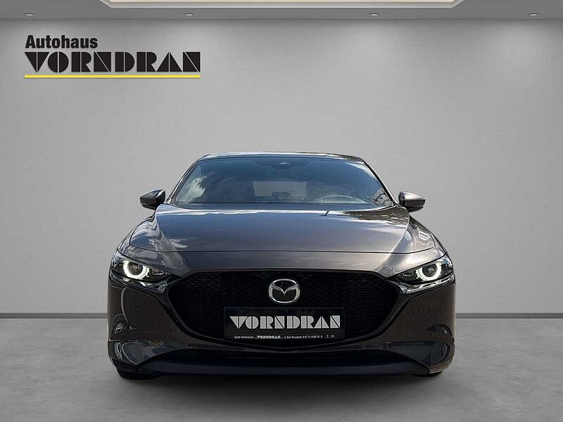 Mazda 3 2.0 Skyactiv-G Selection Bose Automatik